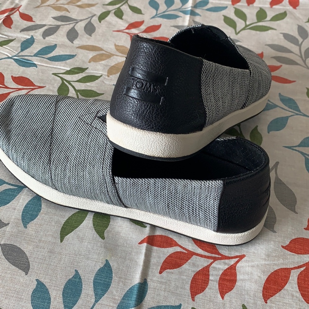 T O M S canvas/rubber
